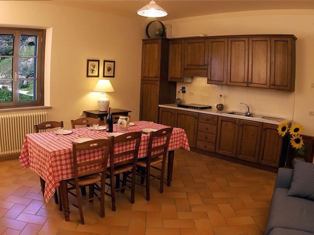 Agriturismo Castagna Alta Valfabbrica Eksteriør billede